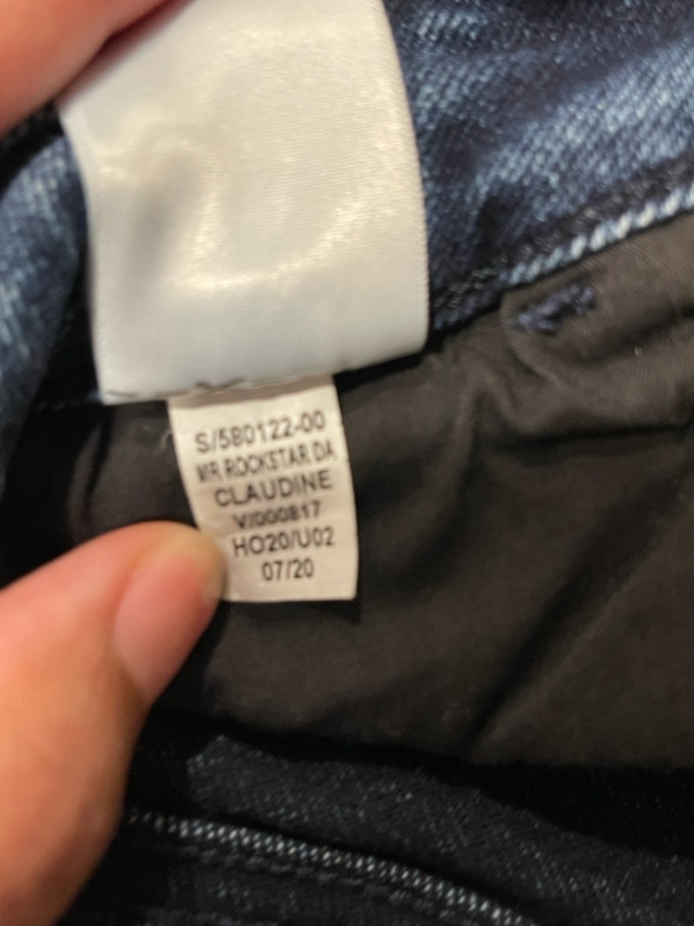 Old Navy Dark Wash Skinny Jeans with Frayed Hem - Picture 13 of 16